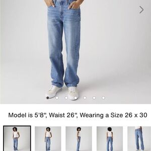 Levi’s Low Pro Lightweight Women’s Jeans